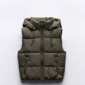 Rubberized Hooded Cropped Vest